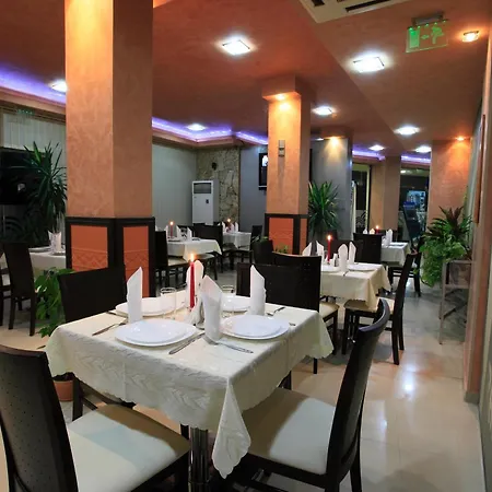 ホテル Boutique Rainbow 4 3*