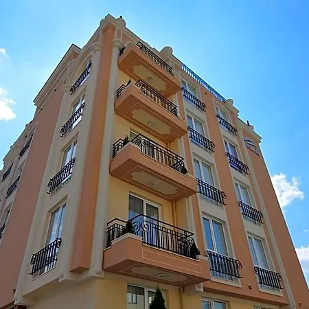 Boutique Rainbow 4 Hotel 3*