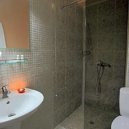 Hotel Boutique Rainbow 4