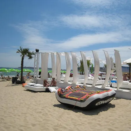 Boutique Rainbow 4 3*